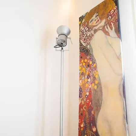 Apartment V12 - Alfieri 2a *