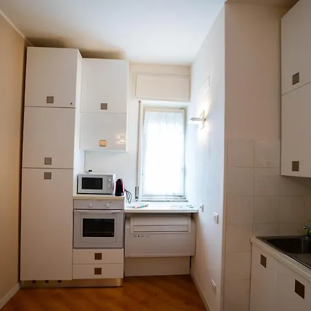 V12 - Alfieri 2a Apartment Novara